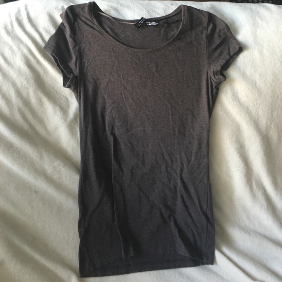 Stretchy brown tshirt