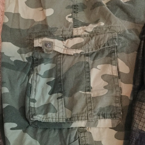 Cargo shorts bundle - Picture 2 of 4