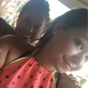 Meet your Posher, Calista