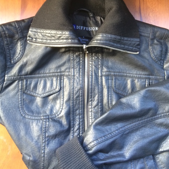 ❌ SOLD - Black Faux Leather Jacket - Picture 1 of 4