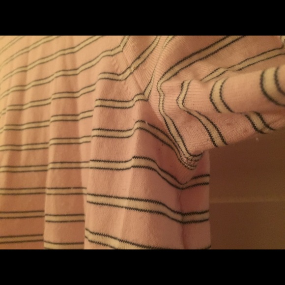 100% merino wool sweater. - Picture 2 of 3