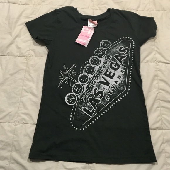 Vegas tee