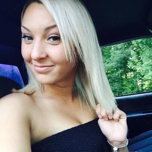 Meet your Posher, Lacey