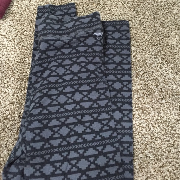 Tribal Print VS Pink leggings