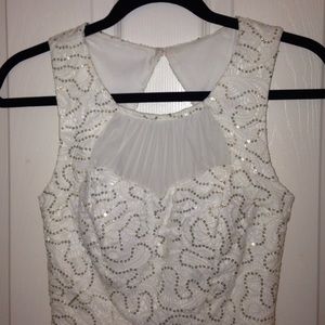 White & Gold Homecoming Dress 💛