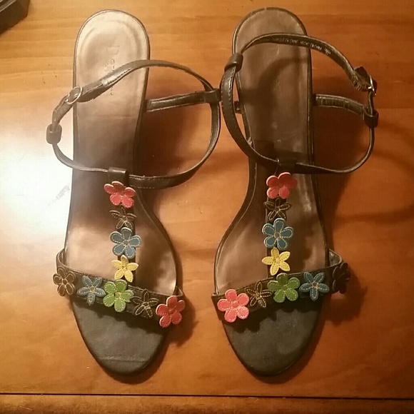 Dexter wedge heels