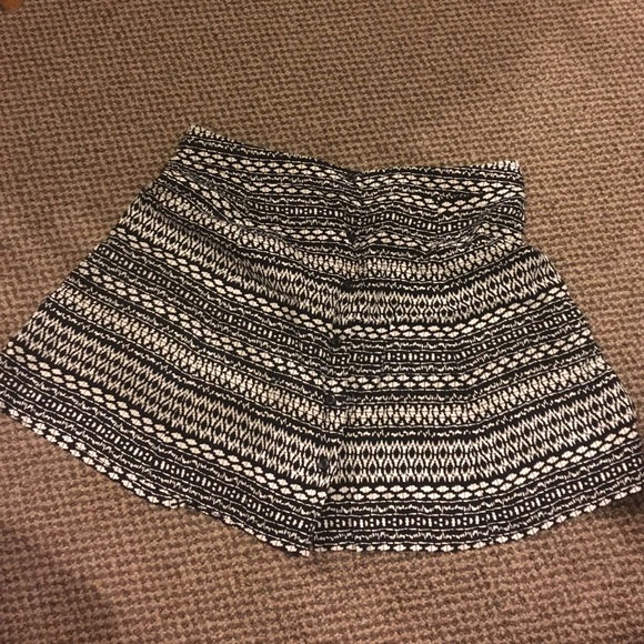 Black and white mini skirt