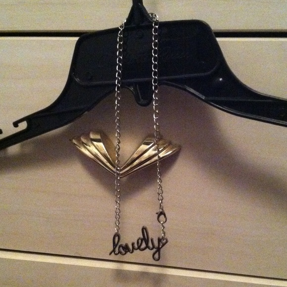 A lovely necklace