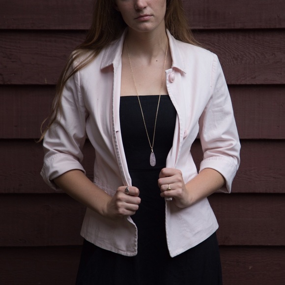 NWOT Beautiful Pink Stone Necklace 💕 - Picture 2 of 3