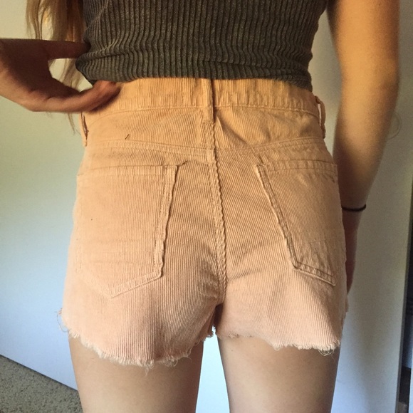 KENDALL AND KYLIE SHORTS - Picture 2 of 2