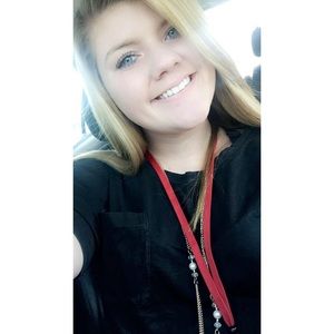 Meet your Posher, Joellen