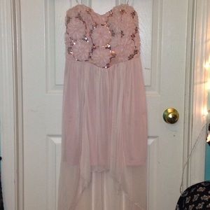 LIGHT PASTEL PINK HOCO DRESS 💗