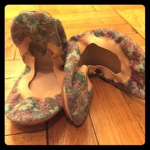 Yosi Samra Foldable Flat