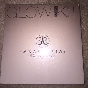 Anastasia Beverly Hills "That Glow" Glow Kit