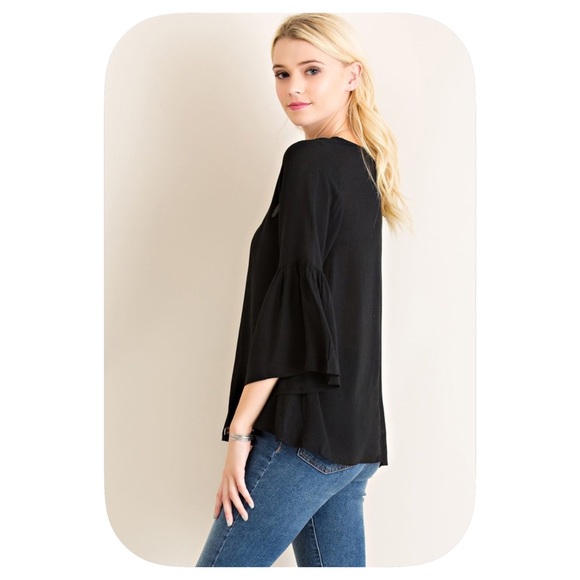 Strappy Neck Black Blouse - Picture 3 of 4