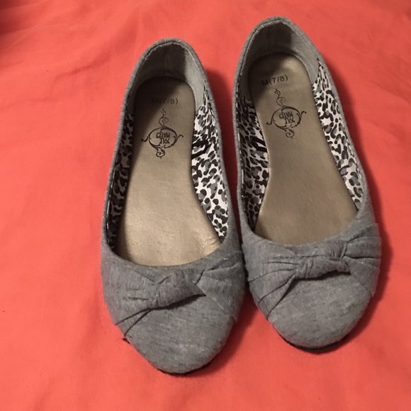 Flat shoes🚫DONTED🚫