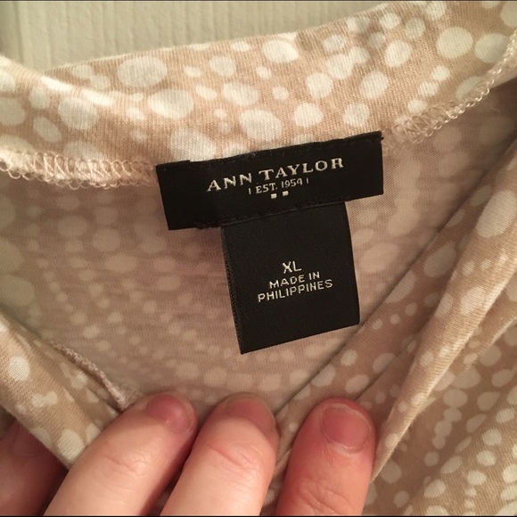 SOLD IN BUNDLE -Ann Taylor khaki top - Picture 2 of 2