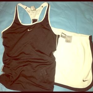 Nike FitDry Tennis Outfit