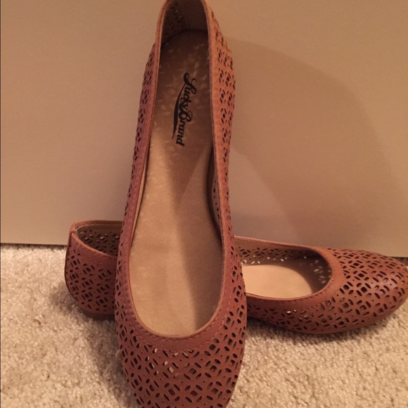 Ballet flats