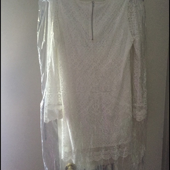 Dress - Picture 3 of 3