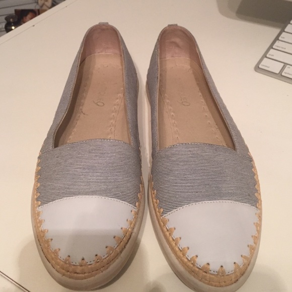 REDUCED!! Boutique 9 summer espadrille like flats