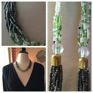 Handcrafted African necklace & Zipper pouch 🇰🇪