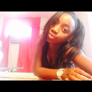 Meet your Posher, Seanice