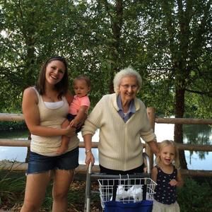 Meet your Posher, Alisha