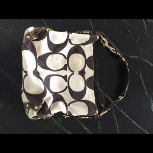 Bundle for @flutter_buys