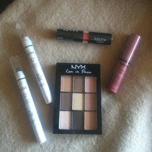 Perfect stocking stuffer❗️NYX Makeup Bundle