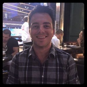 Meet your Posher, Travis