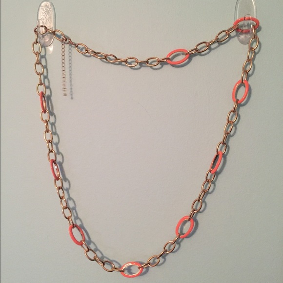 Pink and gold chain necklace