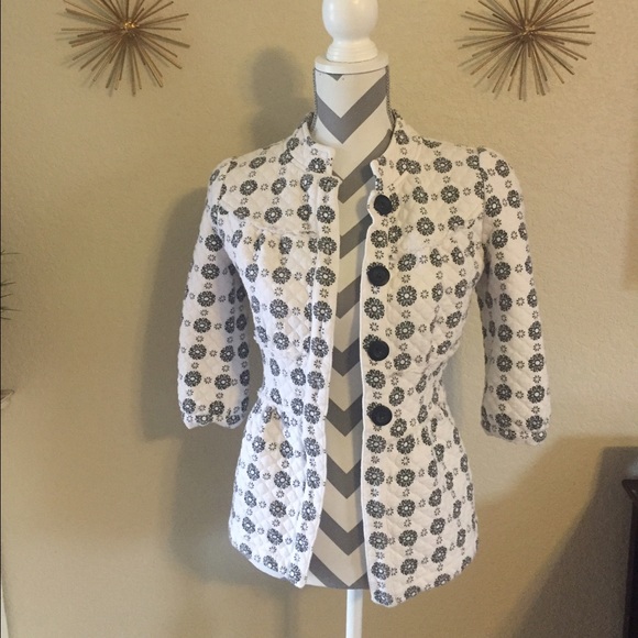 Patterned Coat - Picture 1 of 4