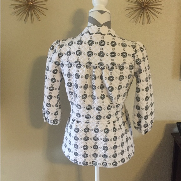 Patterned Coat - Picture 3 of 4