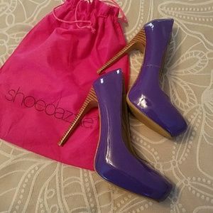 Gorgeous purple pumps, size 7