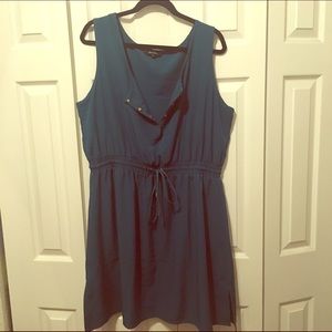 Adorable plus size teal dress with gold accents