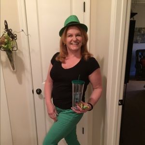 Meet your Posher, Vicky