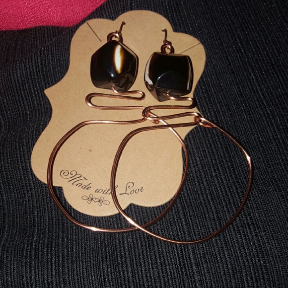 Jewelry - Picture 1 of 2