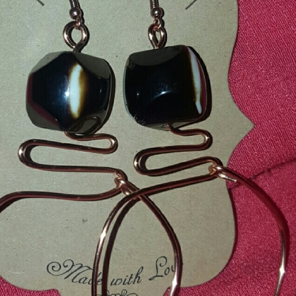 Jewelry - Picture 2 of 2