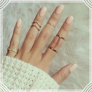 💥HP BBS💥NEW 5 pcs Gold Midi Ring Set