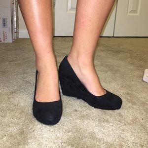 Suede wedge