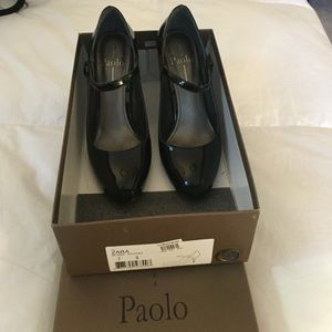Black Patent Mary Jane Pumps