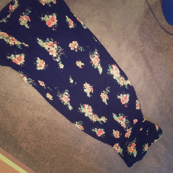 Macy's Dresses & Skirts - Maxi dress