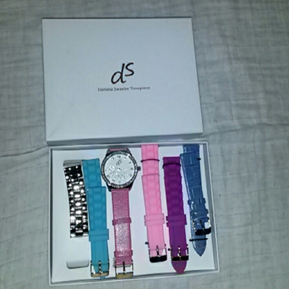 Daniela Swaebe Accessories - NWOT Daniela Swaebe Timepiece Watch