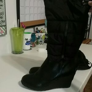 Black Winter Boots