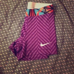 Nike pros, purple