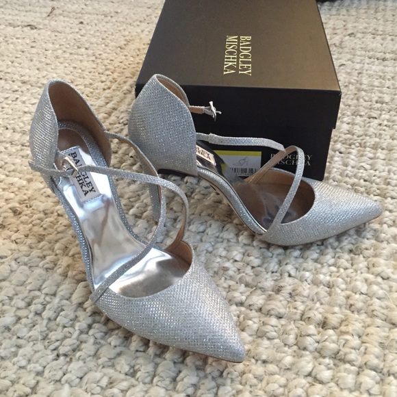 Badgley Mischka Silver Metallic Heels