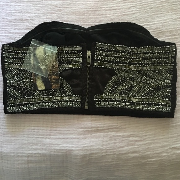 🎈today only🎈Urban outfitters crop top - Picture 2 of 4