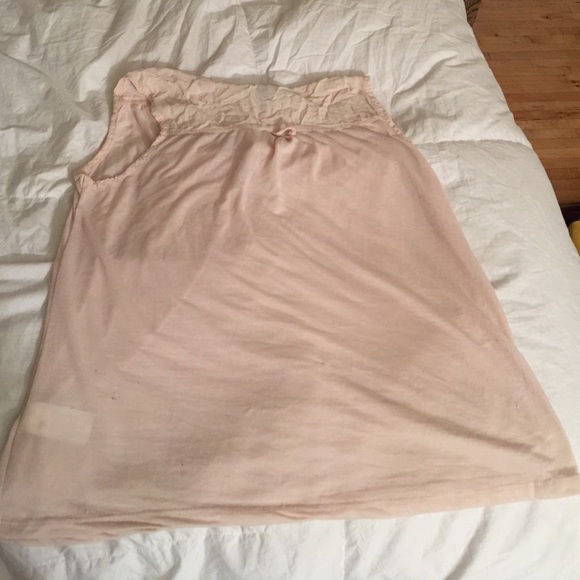 H&M comfy tee - Picture 3 of 4