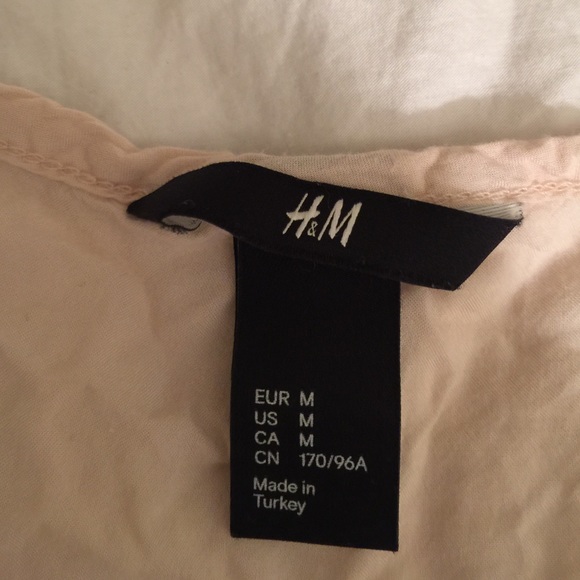 H&M comfy tee - Picture 4 of 4